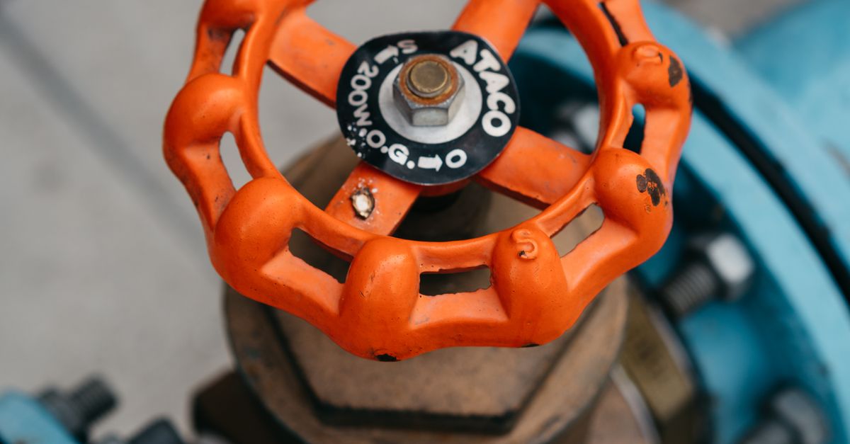Essential Industrial Plumbing Services for Manufacturing Plants